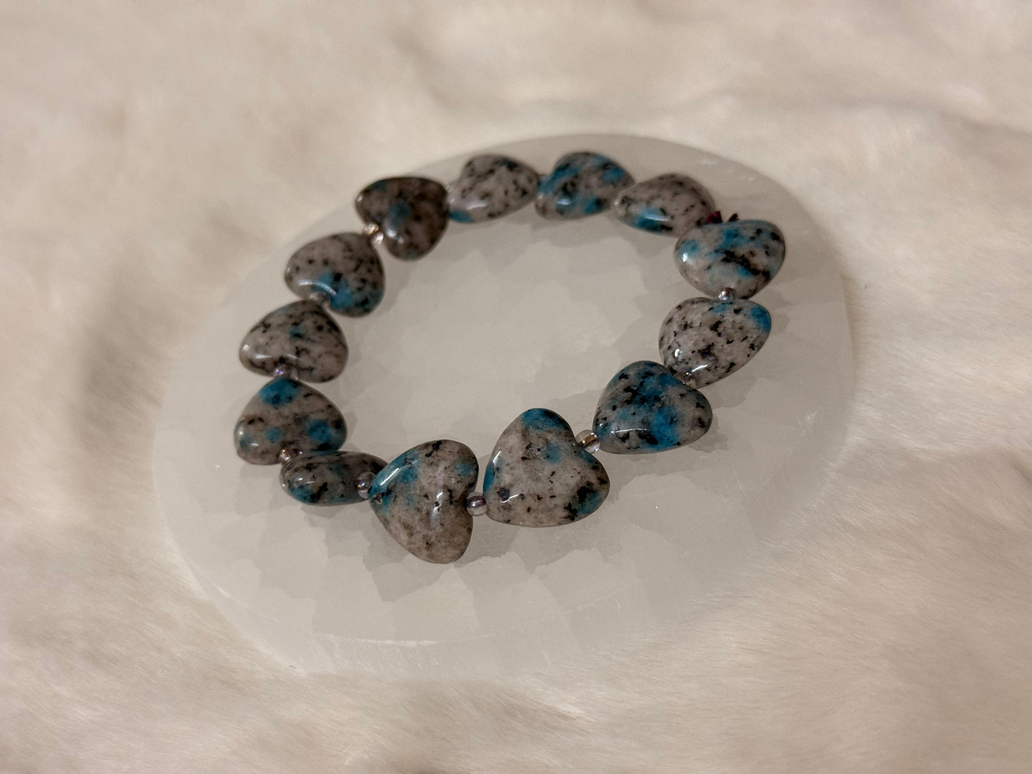 MULTI FLUORITE HEART SHAPE BRACELET