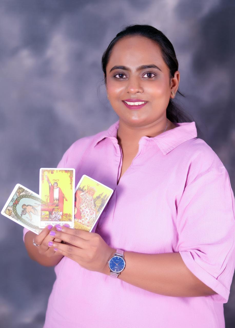 Premium 1:1 Tarot Reading For Guidance
